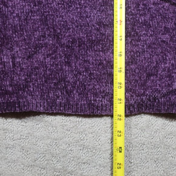 Express Size Small Dark Purple Chenille V-Neck Sweater - Picture 4 of 6
